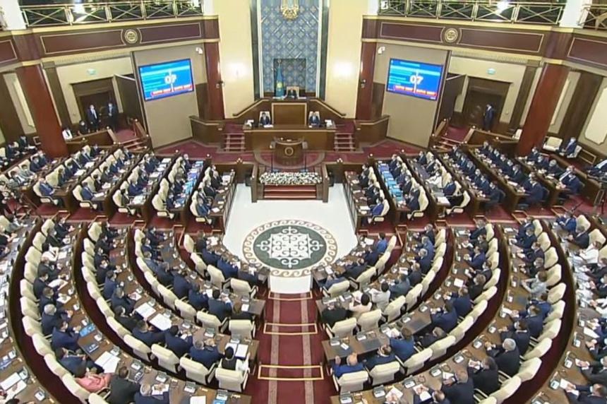 Президенттің қатысуымен ҚР Парламенті палаталарының бірлескен отырысы басталды