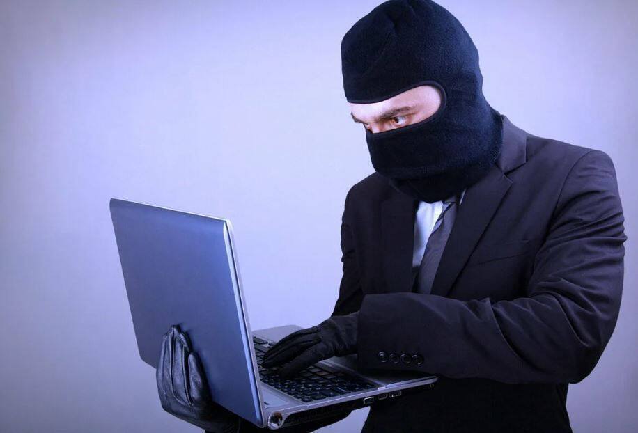 Шымкентте “Hi-Tech” ЖПІШ барысында полицейлер 43 кибералаяқты әшкереледі